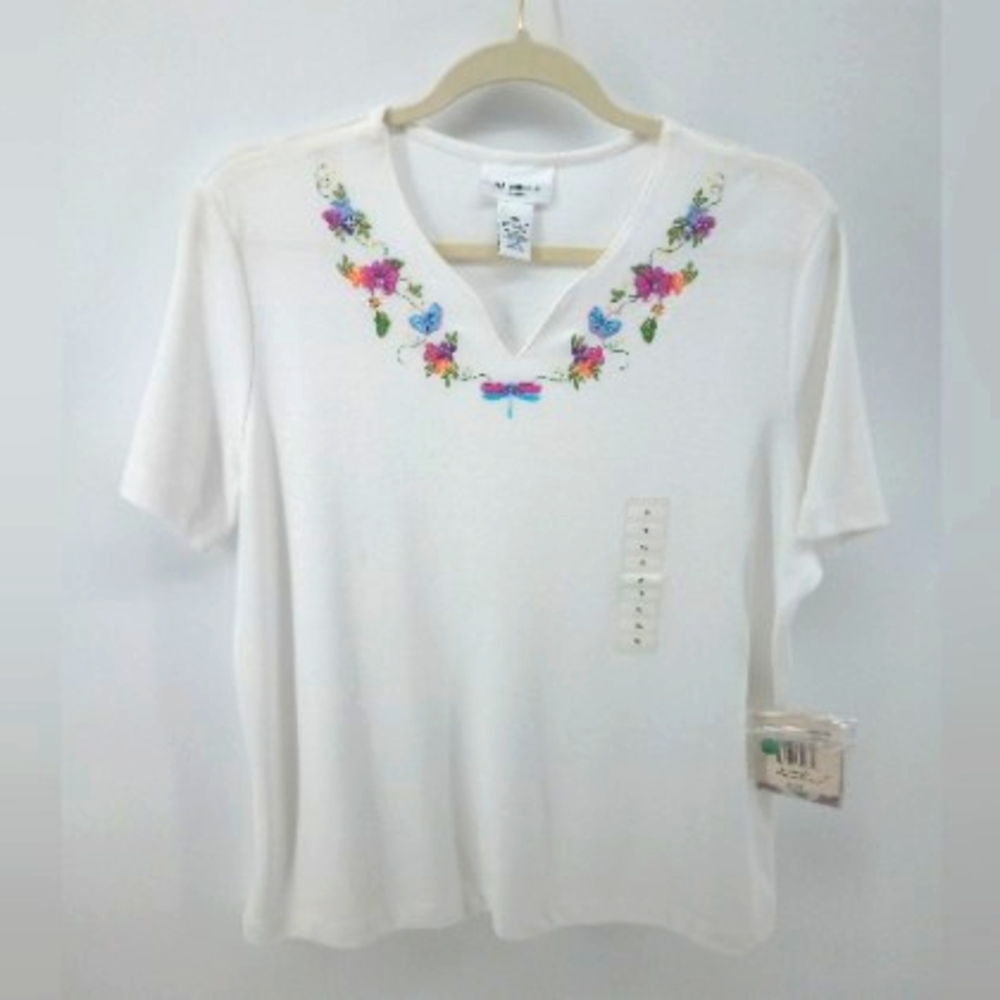 NWT Parisian Works Cotton Blend Embroidery White Tee Free Gift Pin Dragonfly PL
